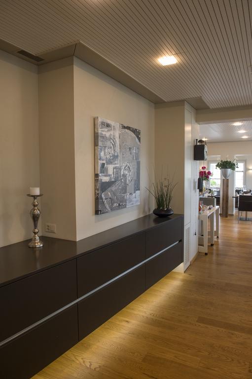 Gasthaus Zum Bahnhof Berg Exteriér fotografie